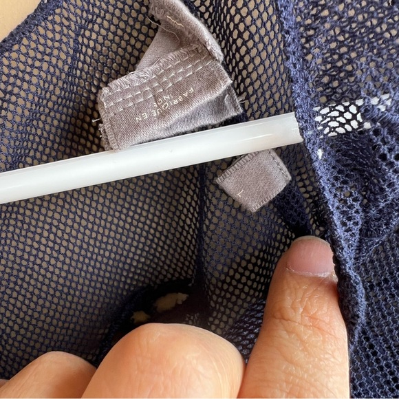 Anthropologie Vanessa Virginia Navy Sheer Lace Crop Top - Size L Boho - Picture 5 of 7